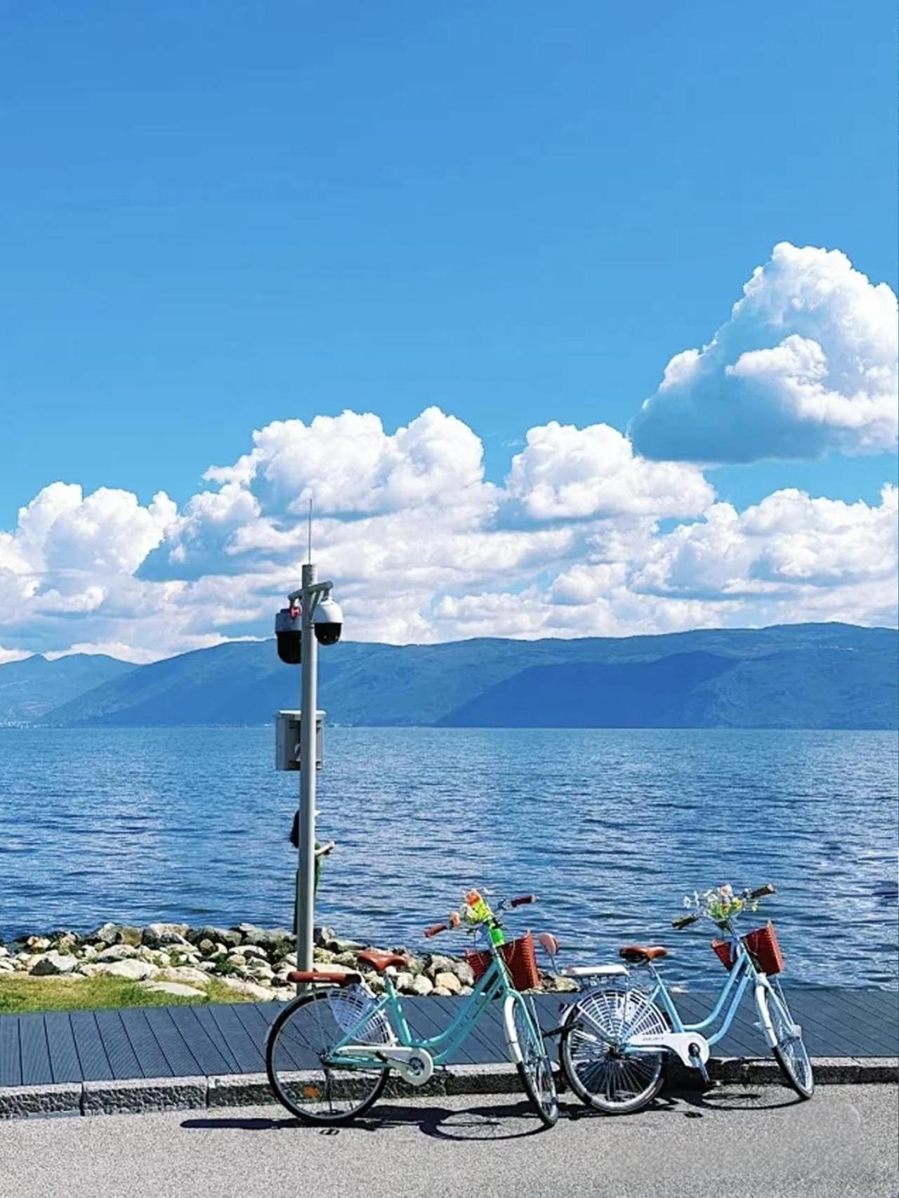 Dali Nest Secret Garden Lake View Inn 외부 사진