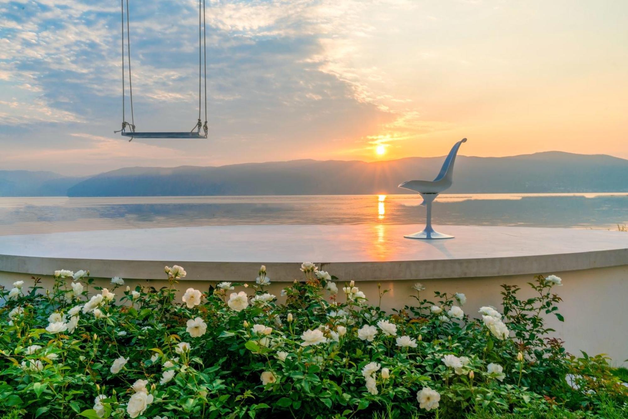 Dali Nest Secret Garden Lake View Inn 외부 사진
