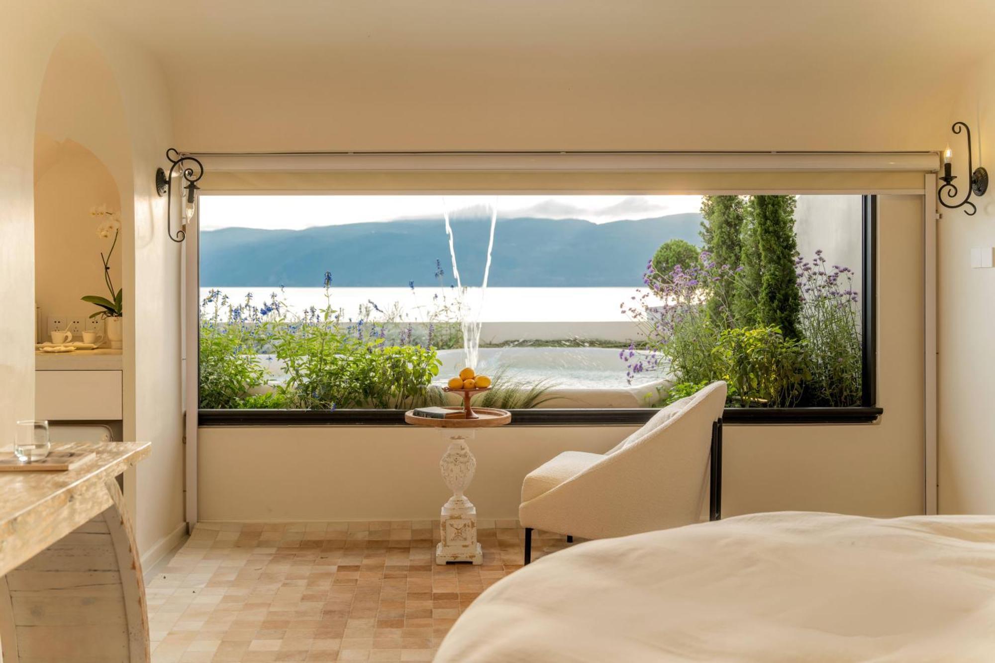Dali Nest Secret Garden Lake View Inn 외부 사진